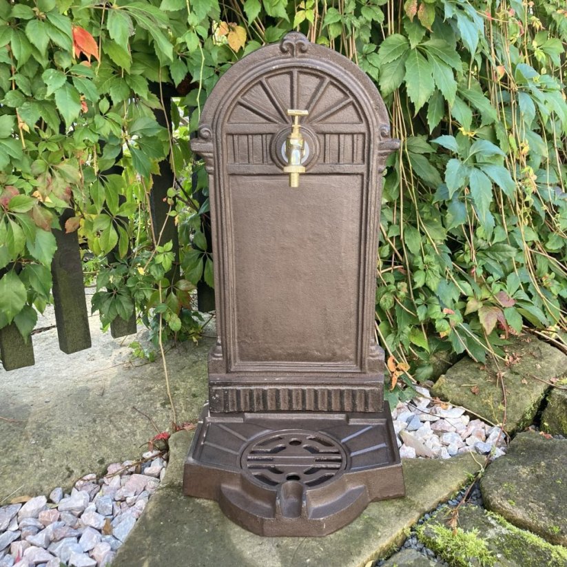 Zahradní litinová kašna KLASIK / HNĚDÁ patina 64cm