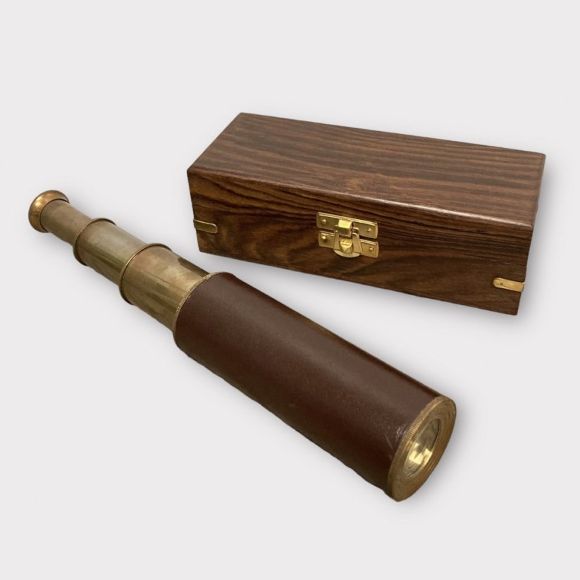 Námořní teleskopický dalekohled 40cm