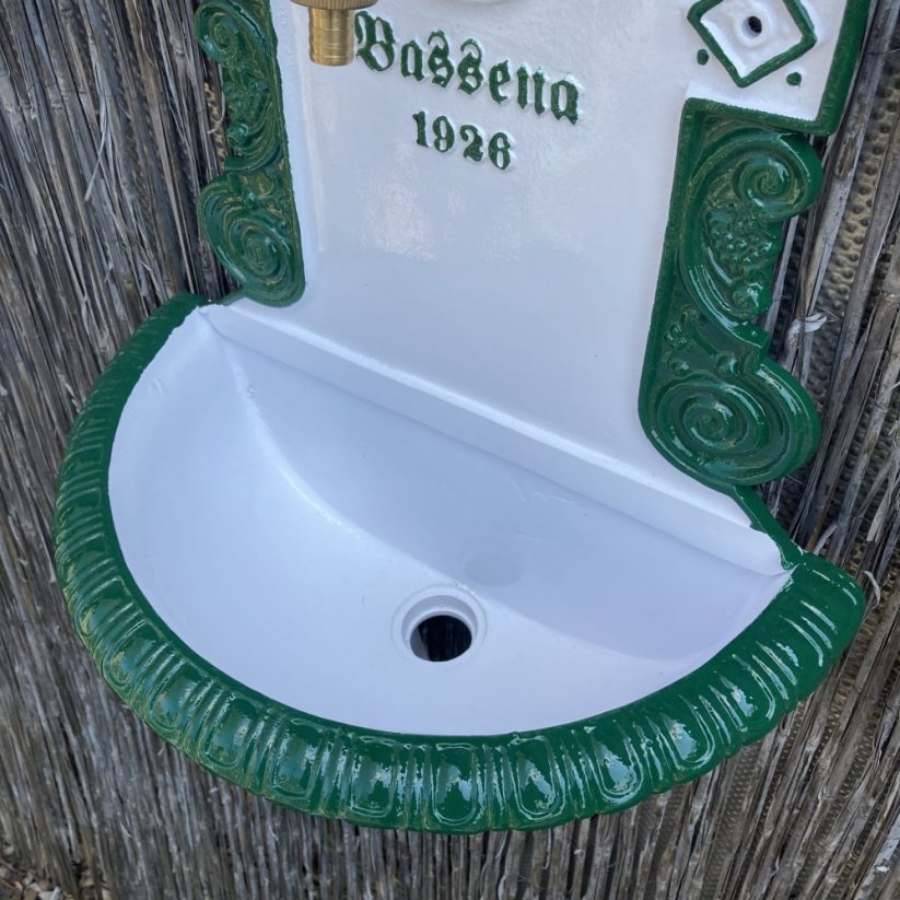 Zahradní výlevka Bassena 1926 - hliník ( bílo-zelená )