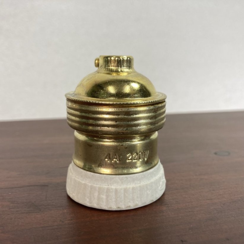 Objímka s porcelánovým kroužkem