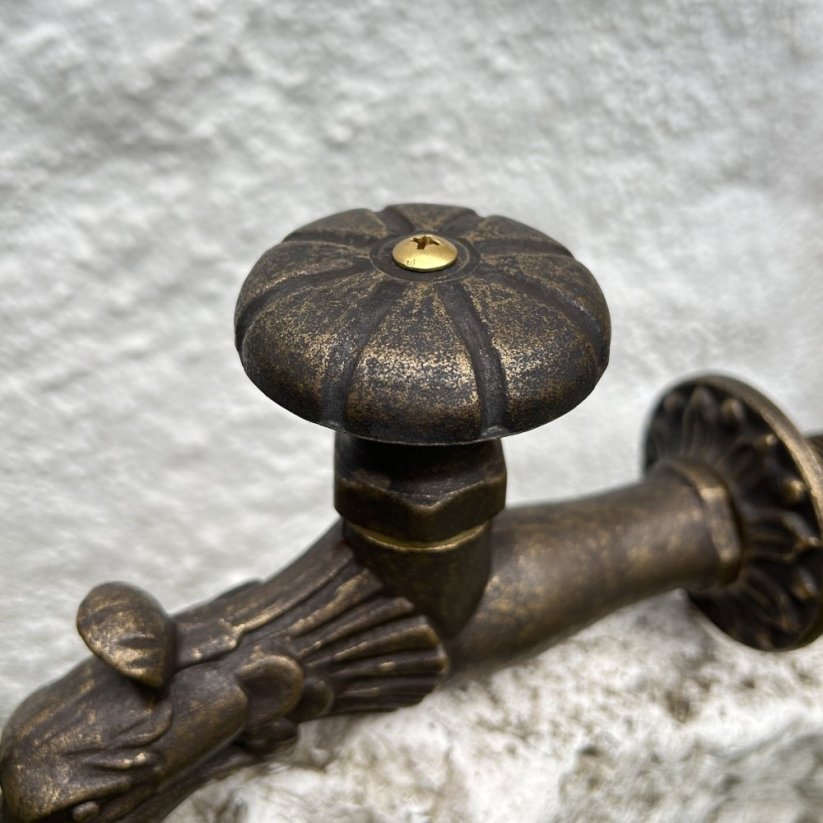 Zahradní mosazný kohoutek na vodu DRAK, 1/2" s kolečkem
