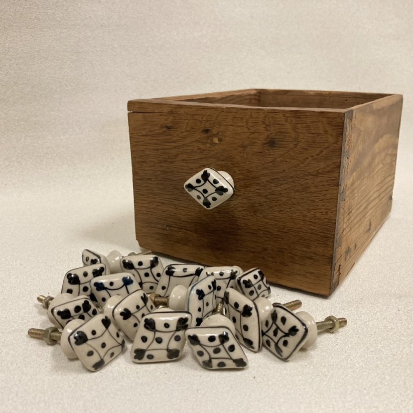 Nábytková keramická knopka - úchytka KRÉMOVÁ 35x25mm
