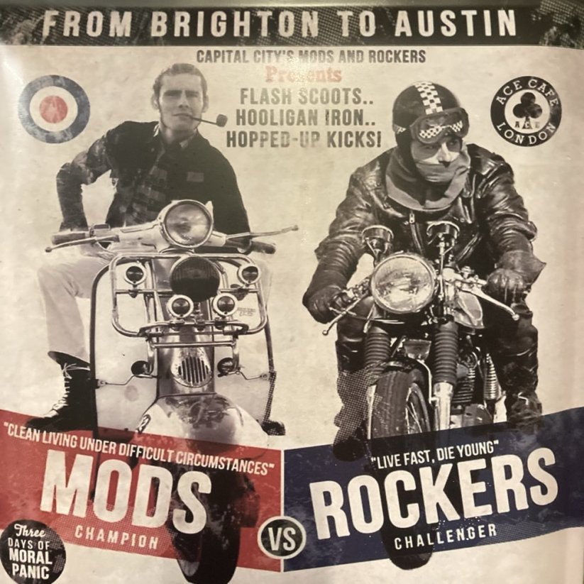 Plechová cedule MODS vs. ROCKERS 40x30cm