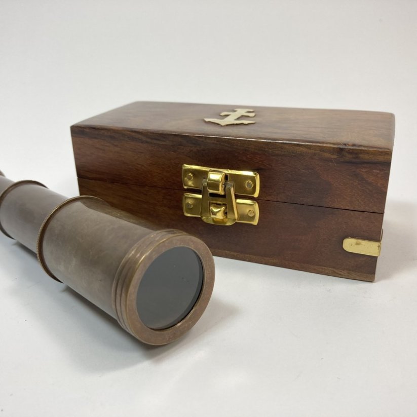 Námořní teleskopický dalekohled 15cm