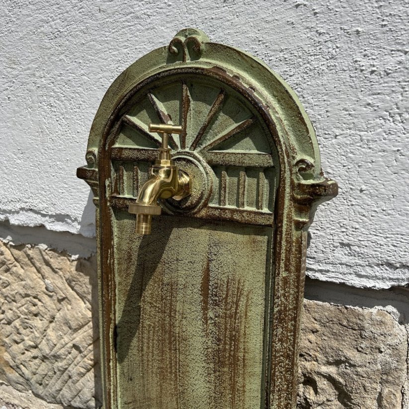 Zahradní litinová kašna KLASIK / ZELENO-HNĚDÁ patina 63cm
