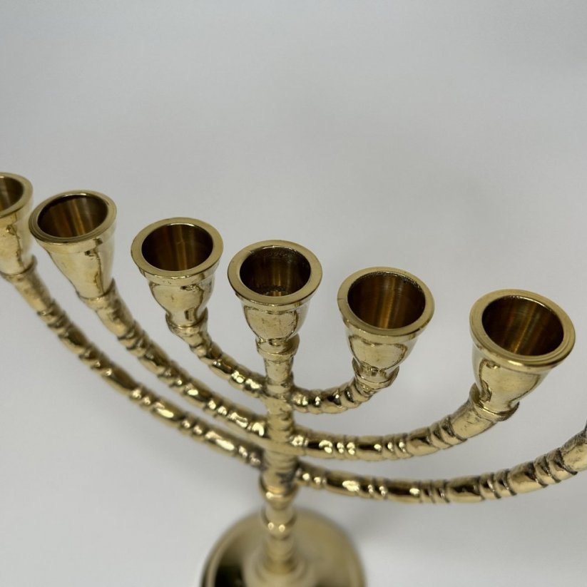Mosazná menora - Židovský svícen