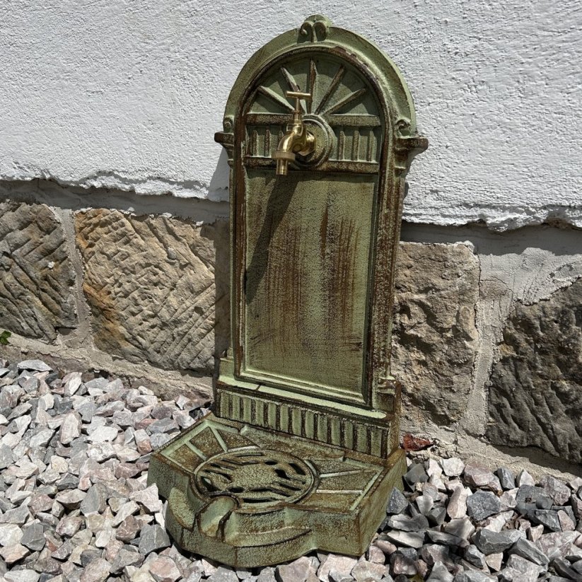 Zahradní litinová kašna KLASIK / ZELENO-HNĚDÁ patina 63cm