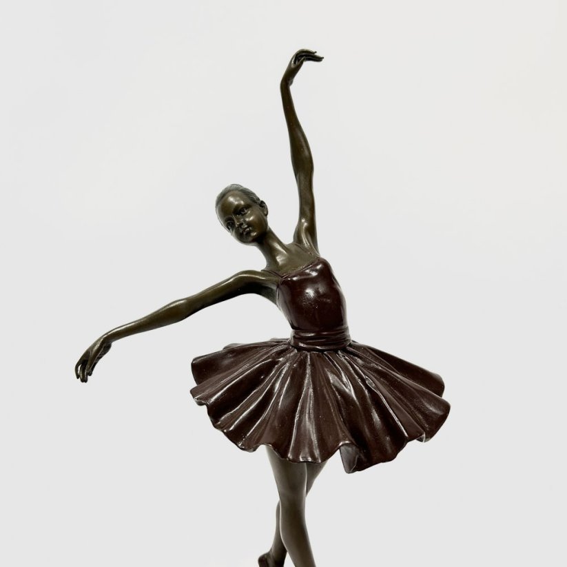 Bronzová socha BALERÍNA 33cm
