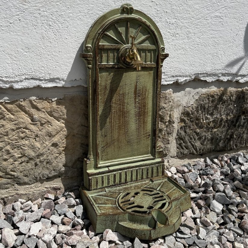 Zahradní litinová kašna KLASIK / ZELENO-HNĚDÁ patina 63cm