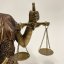 Dekorativní socha SPRAVEDLNOST - JUSTICE 33cm
