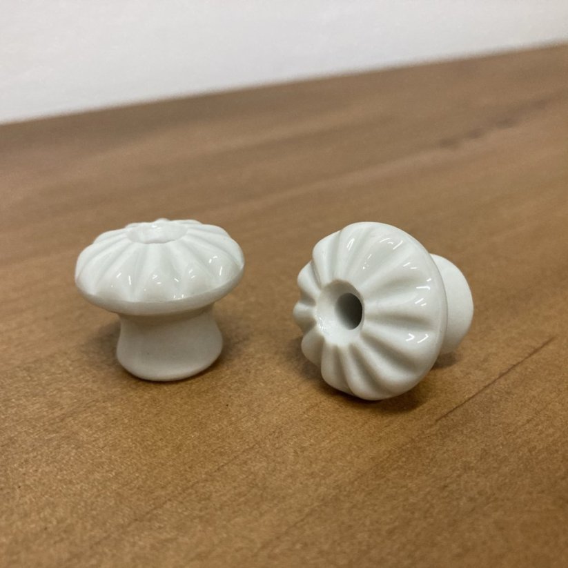 Nábytková porcelánová knopka KLASIK - Průměr celkový: 30 mm