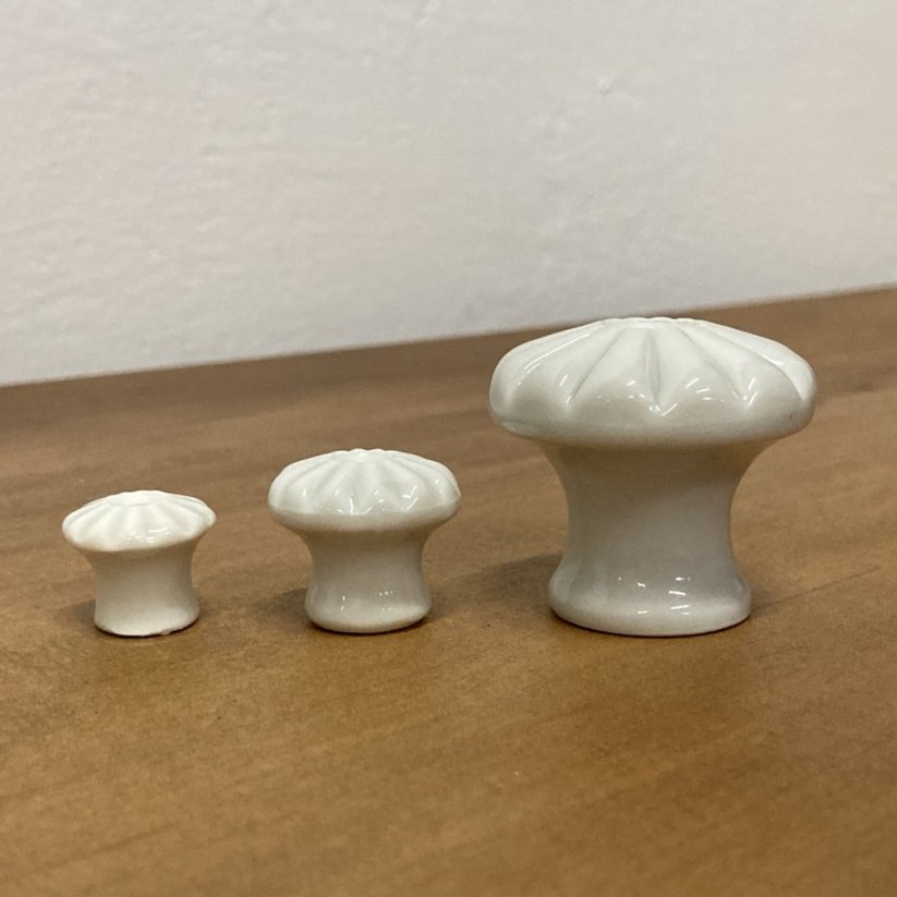 Nábytková porcelánová knopka KLASIK - Průměr celkový: 30 mm