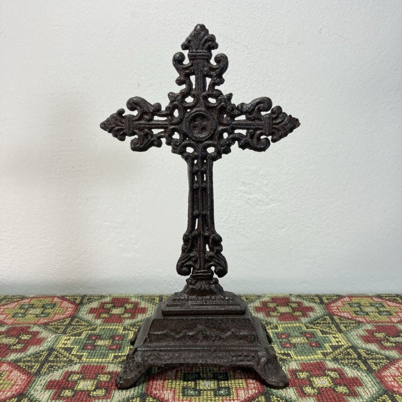Litinový kříž