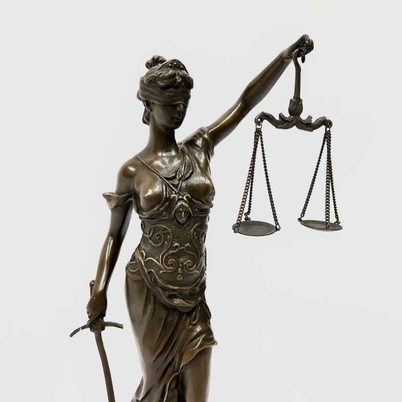 Bronzová socha SPRAVEDLNOST - THEMIS 45cm