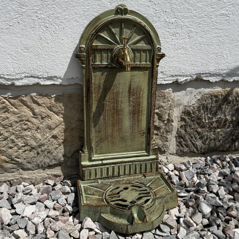 Zahradní litinová kašna KLASIK / ZELENO-HNĚDÁ patina 63cm