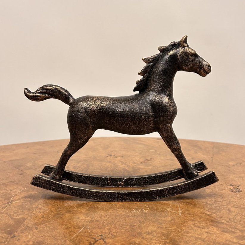 Litinová dekorace HOUPACÍ KŮŇ